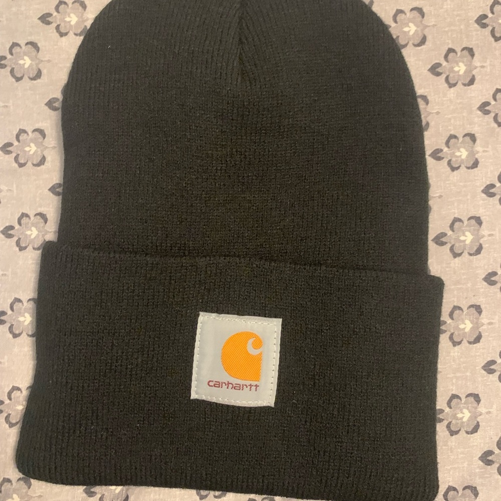 Carhartt black beanie